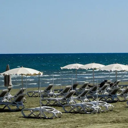 Apartment 1 Bedroom With Magic View Over Center Larnaka