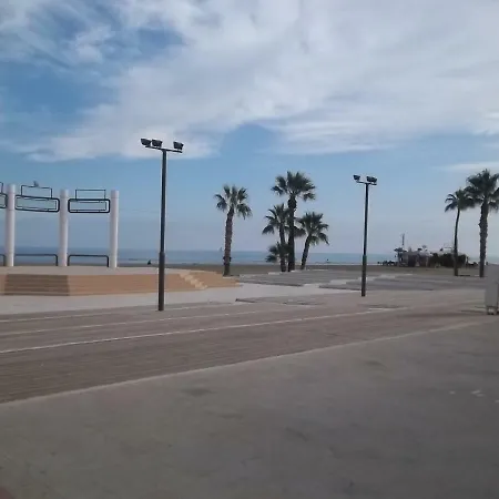 1 Bedroom With Magic View Over Center Apartment *