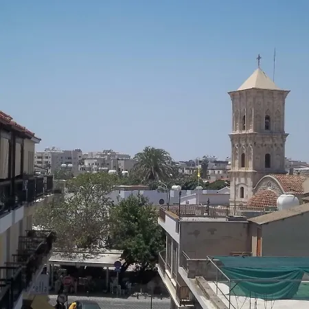 1 Bedroom With Magic View Over Center Apartment
