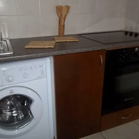 1 Bedroom With Magic View Over Center Apartment *